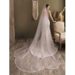 Ivory One-Tier Tulle Finished Edge Waterfall Long Wedding Veils