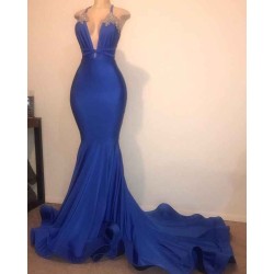 Gorgeous Spaghetti Straps Beads Appliques Prom Dresses Elegant Alluring Chic V-neck Fit and Flare Evening Gowns