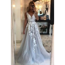 Elegant V-Neck Sleeveless Long Prom Dress Tulle With Lace Appliques