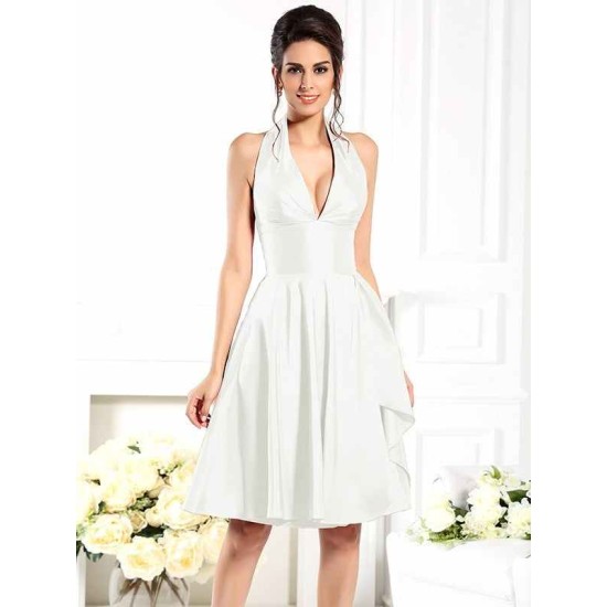Charming Halter Sleeveless Short Taffeta Bridesmaid Dresses